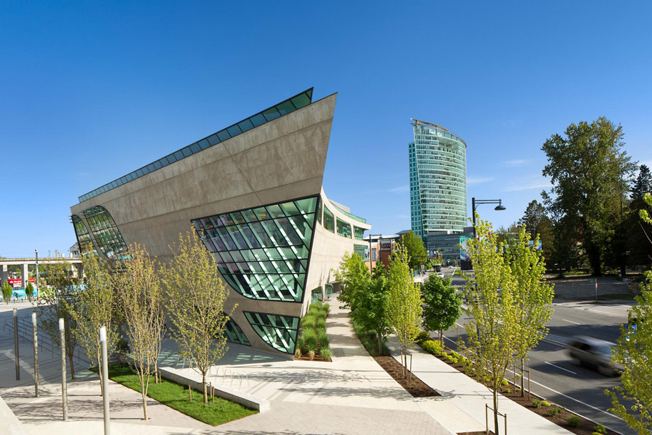 Surrey City Centre Library (with Central City Shopping Centre in the background)