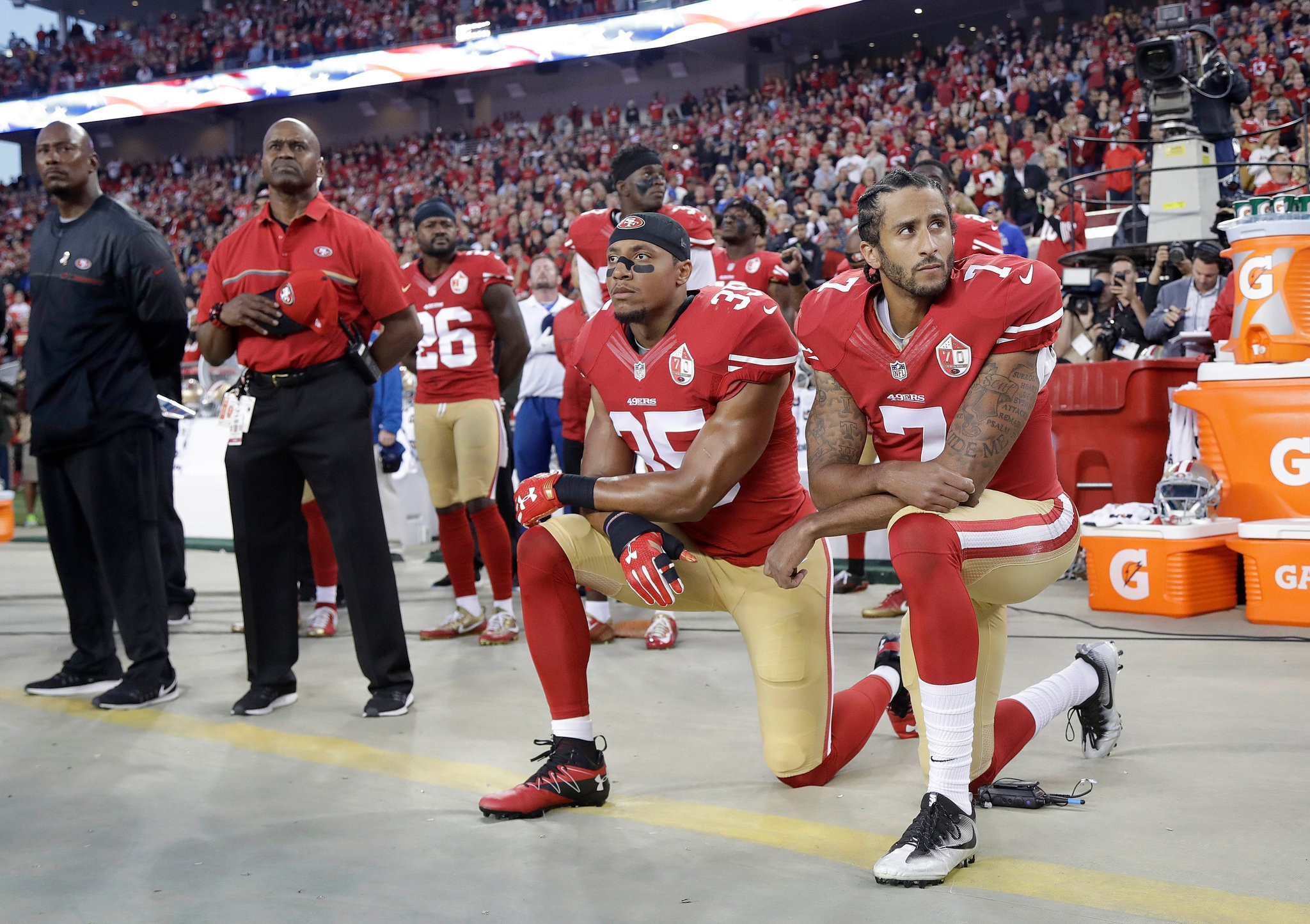 Kaepernick kneeling